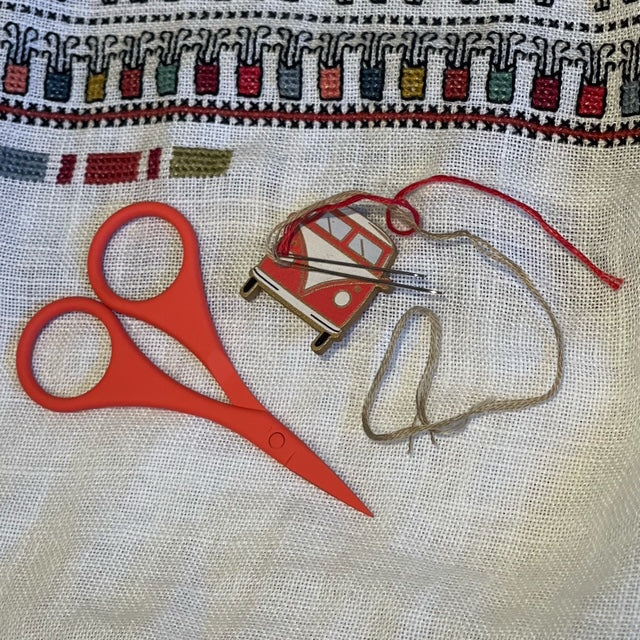 DMC broderisaks og nålemagnet