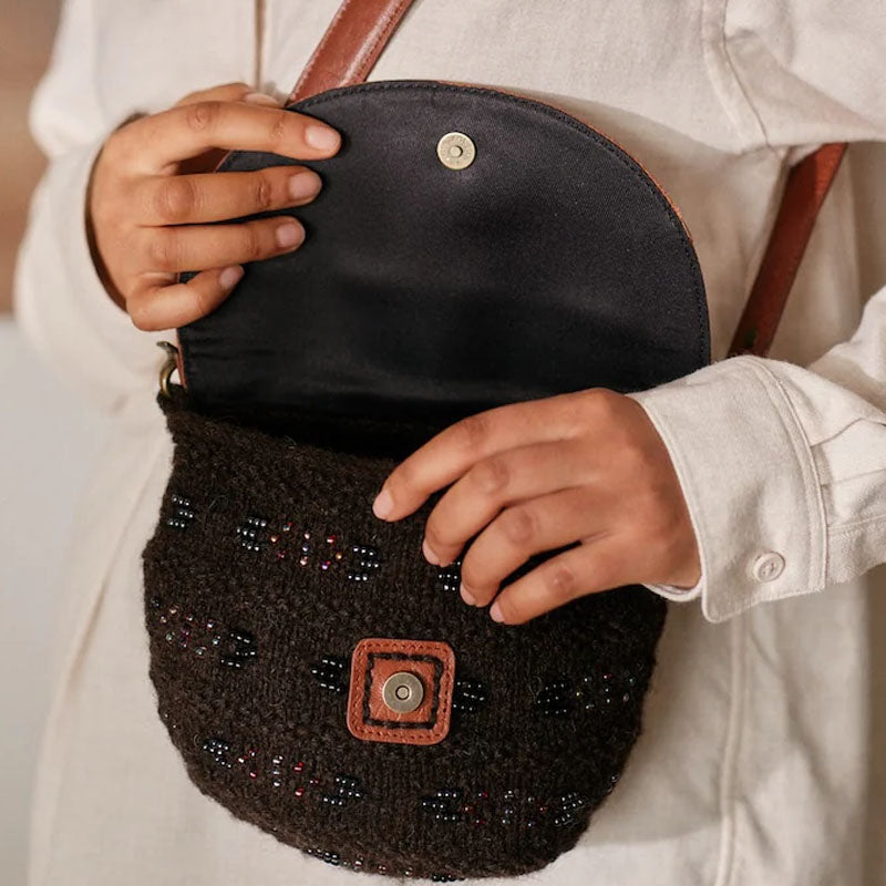 Beaded Colourwork - A Modern Approach (Sloan)