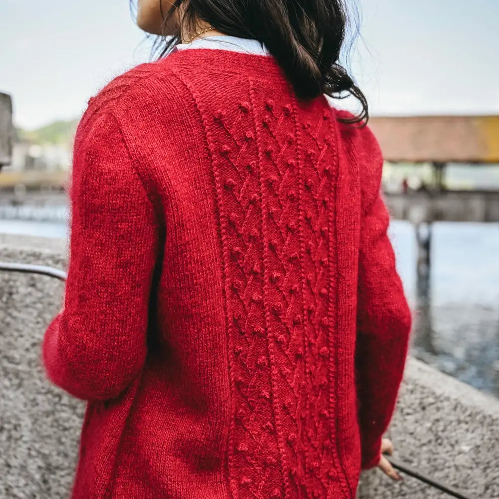 Threads of Memory - Knitting With Meaning (Quintanilla)