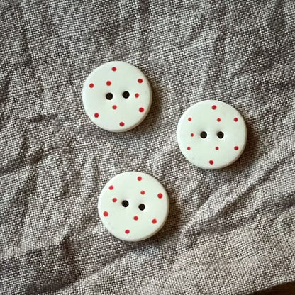 Knapper i keramikk Runde med prikker 12 mm
