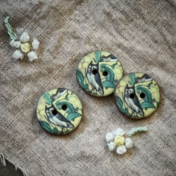 Knapper i keramikk William Morris 18 mm