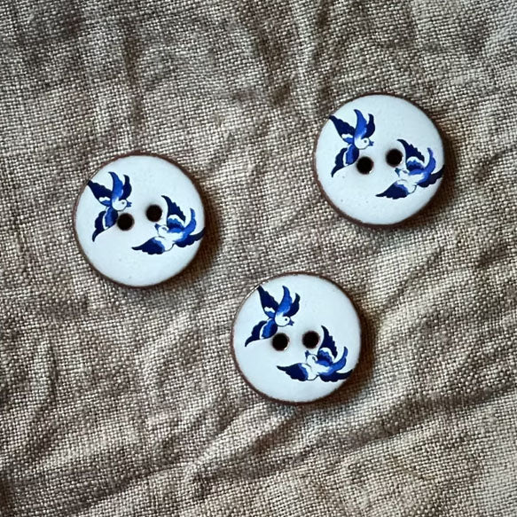 Knapper i keramikk Hvite/blå 18 mm