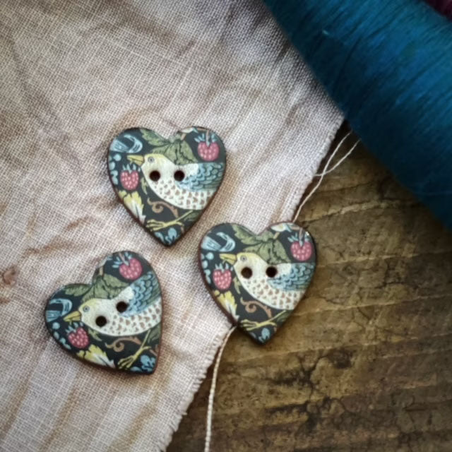 Knapper i keramikk William Morris Hjerteform 22 mm