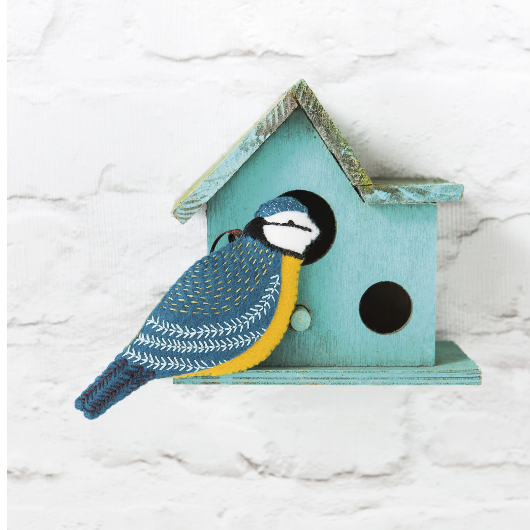 Folk Embroidered Birds (Lapierre)