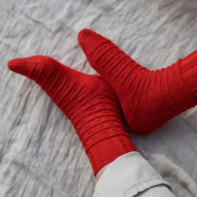 52 Weeks of One-Skein Knits (Laine)