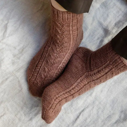 52 Weeks of One-Skein Knits (Laine)