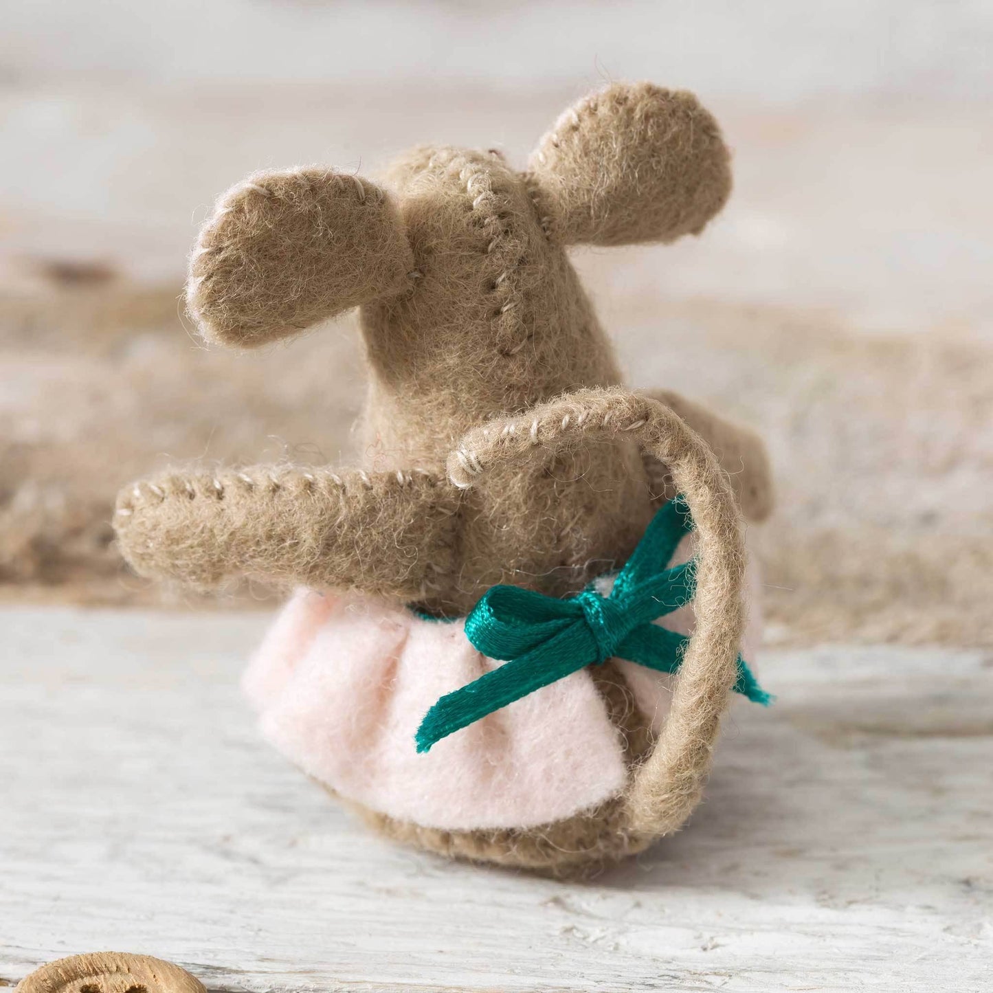 Corinne Lapierre Musefamilie (filt + broderi)
