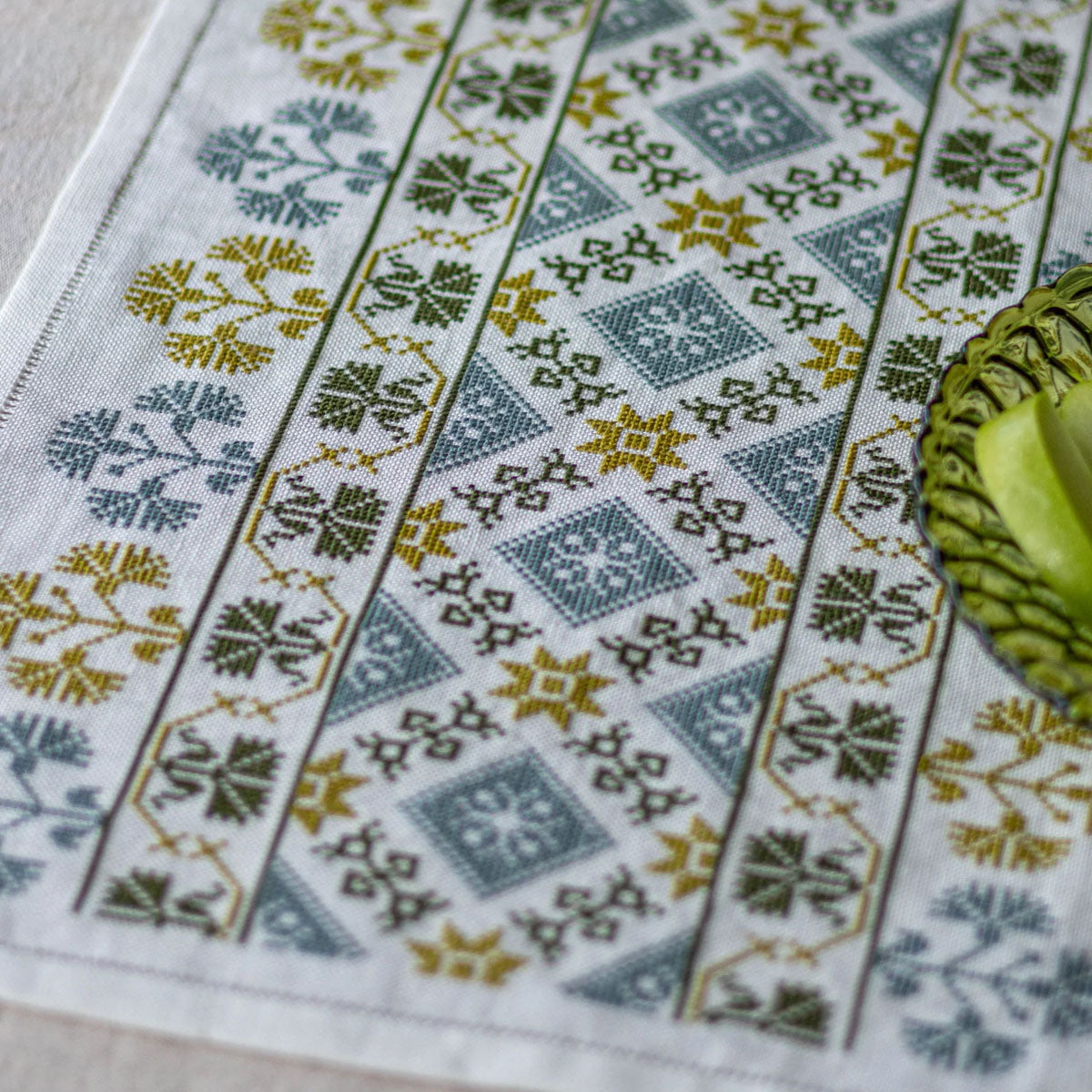 Aegean Arbor broderikit