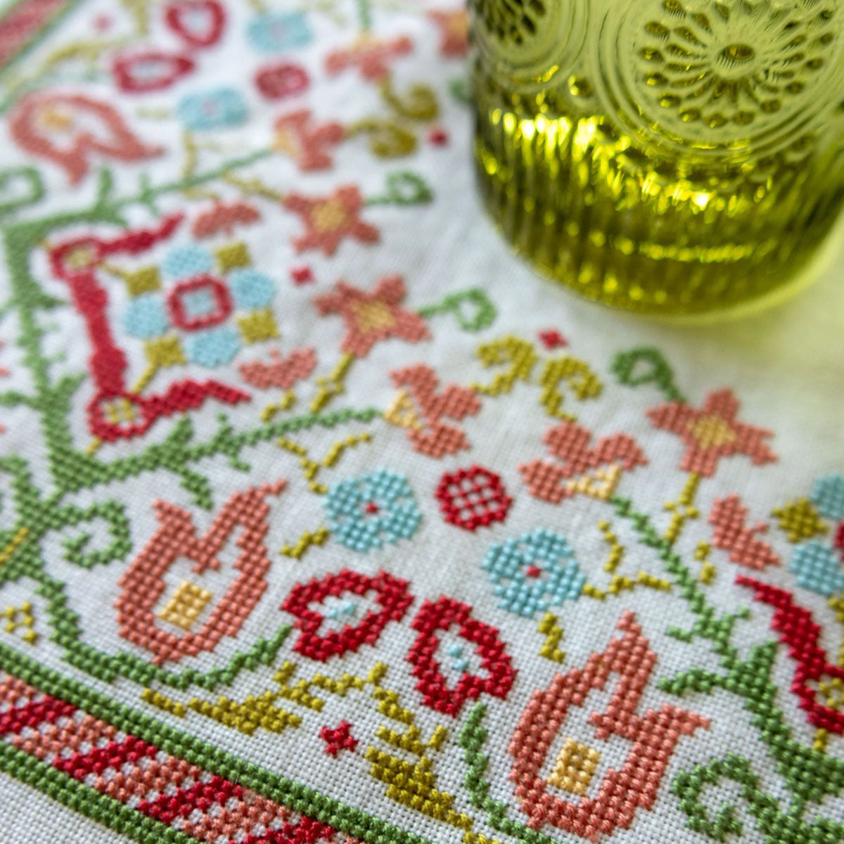 Clara´s Garden broderikit