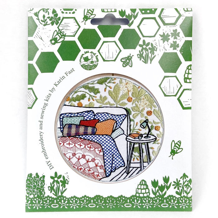 Cream Tea and Lace - Koselig soverom (broderisett)