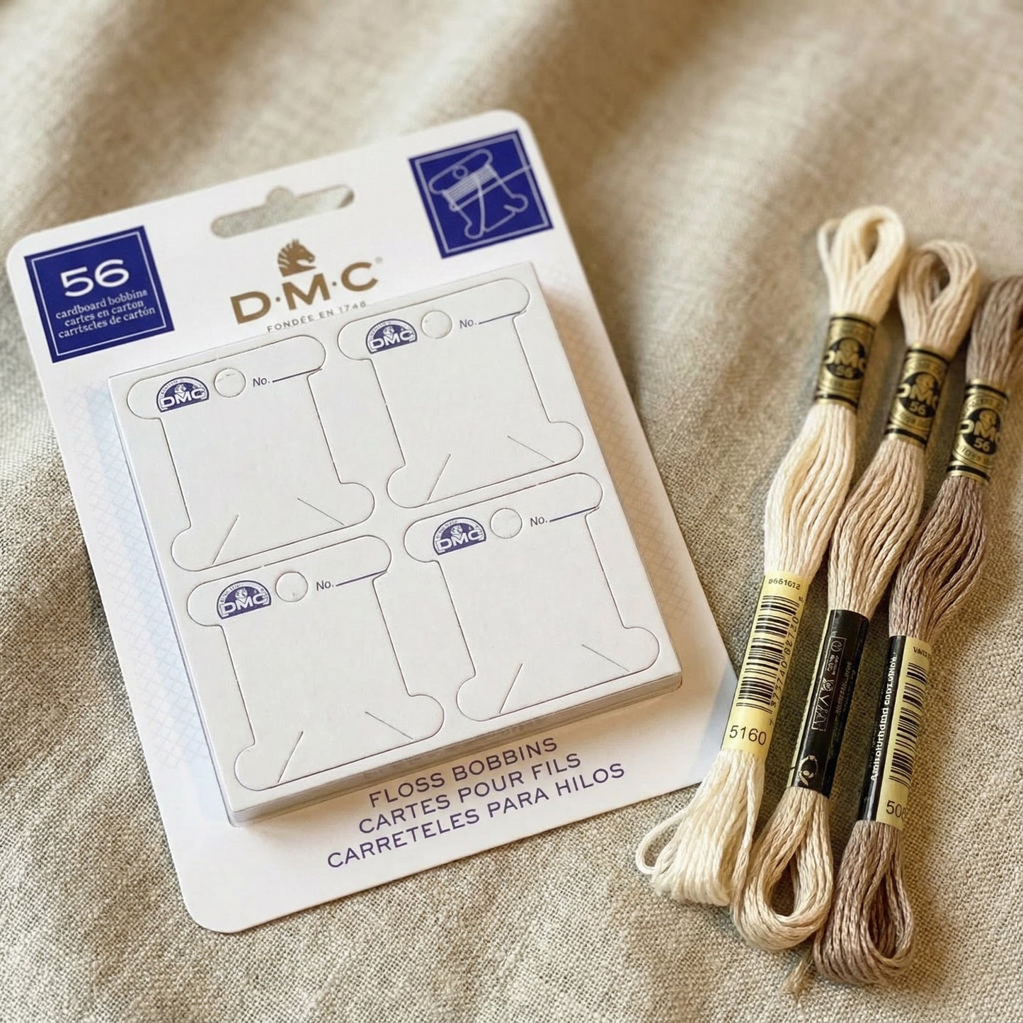 DMC bobbiner i papp (56 stk)