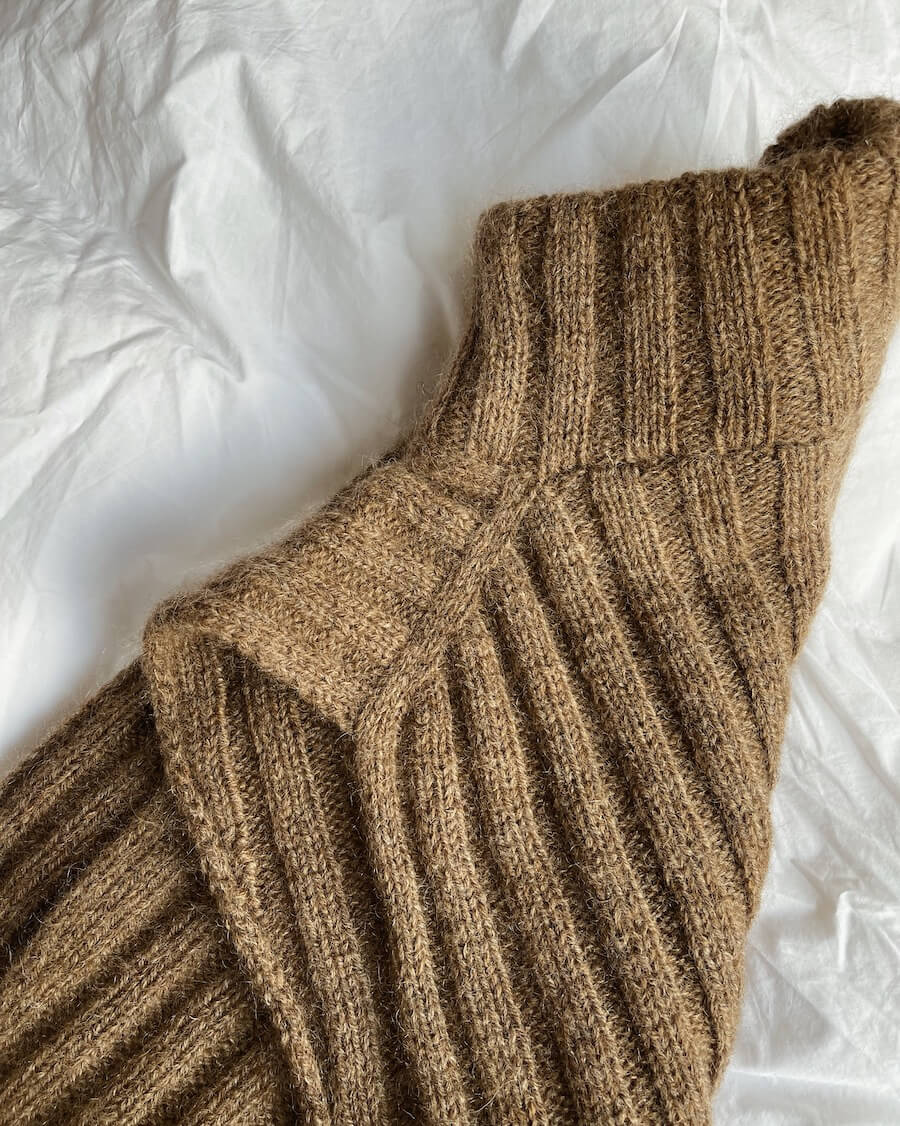 PetiteKnit Hazel Neck XS-L