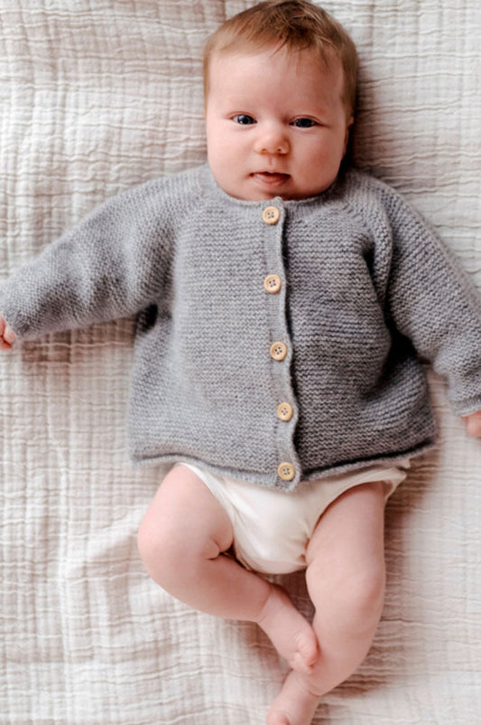 Lun Heddyjakke til baby i Lun Merino*