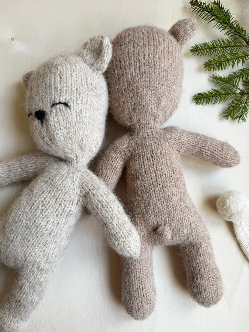 Aftenstrikk Julebjørn i Finull og Alpaca Silk*
