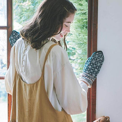 Knit Latvian Mittens (Ishakawa)