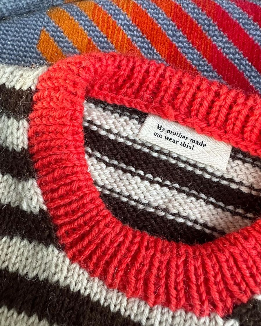 PetiteKnit Merkelapp "My mother made me wear this!"