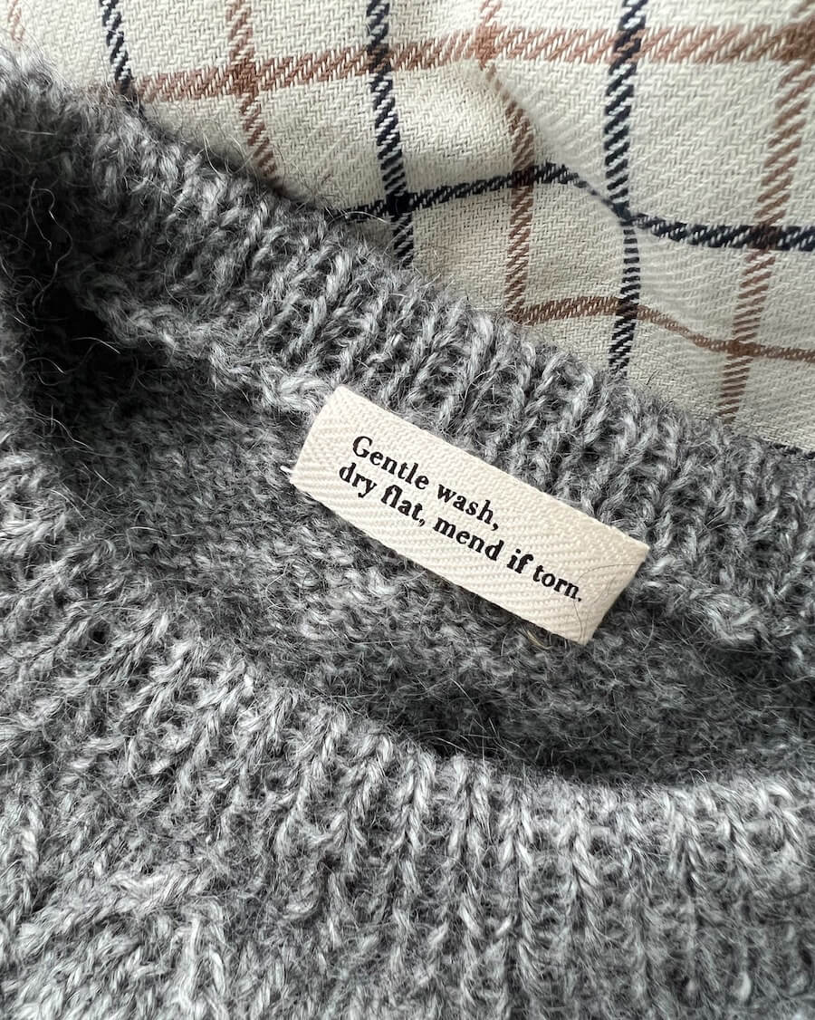 PetiteKnit Merkelapp "Gentle wash, dry flat, mend if torn"