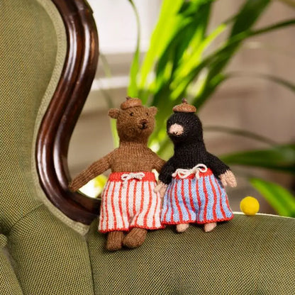 Chez Myrtil: More Seamless Friends to Knit and Love (Vallet)
