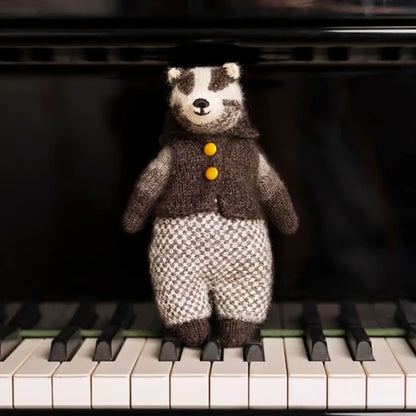 Chez Myrtil: More Seamless Friends to Knit and Love (Vallet)
