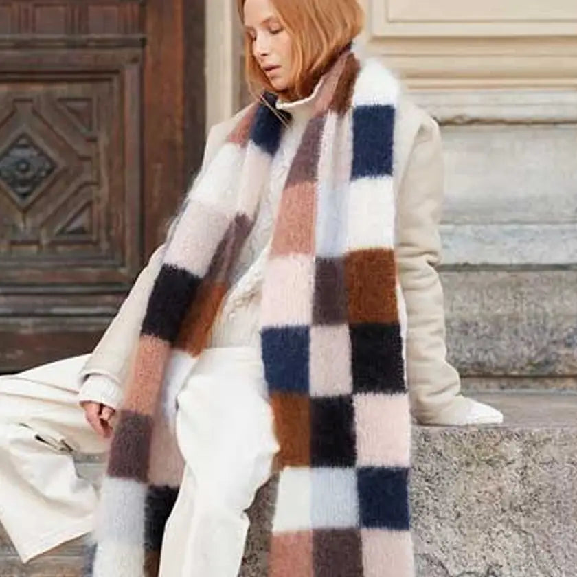 Nordic Chic: Knitting a Modern Wardrobe (Hoimela)