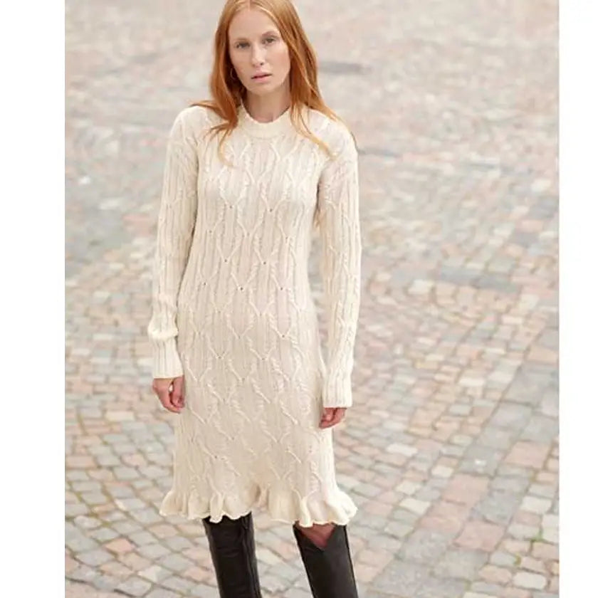 Nordic Chic: Knitting a Modern Wardrobe (Hoimela)