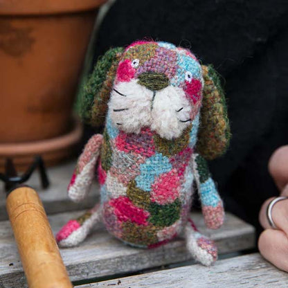 Tiny Friends - a Guide to Mosaic Embroidery (Mimura)