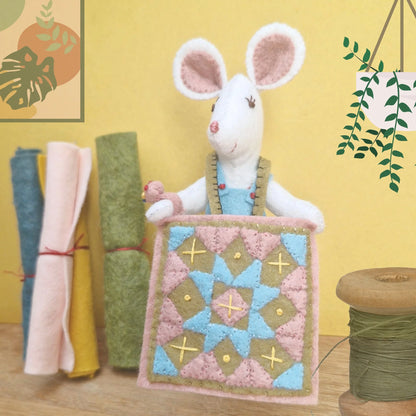 Corinne Lapierre - Frøken mus lager en quilt