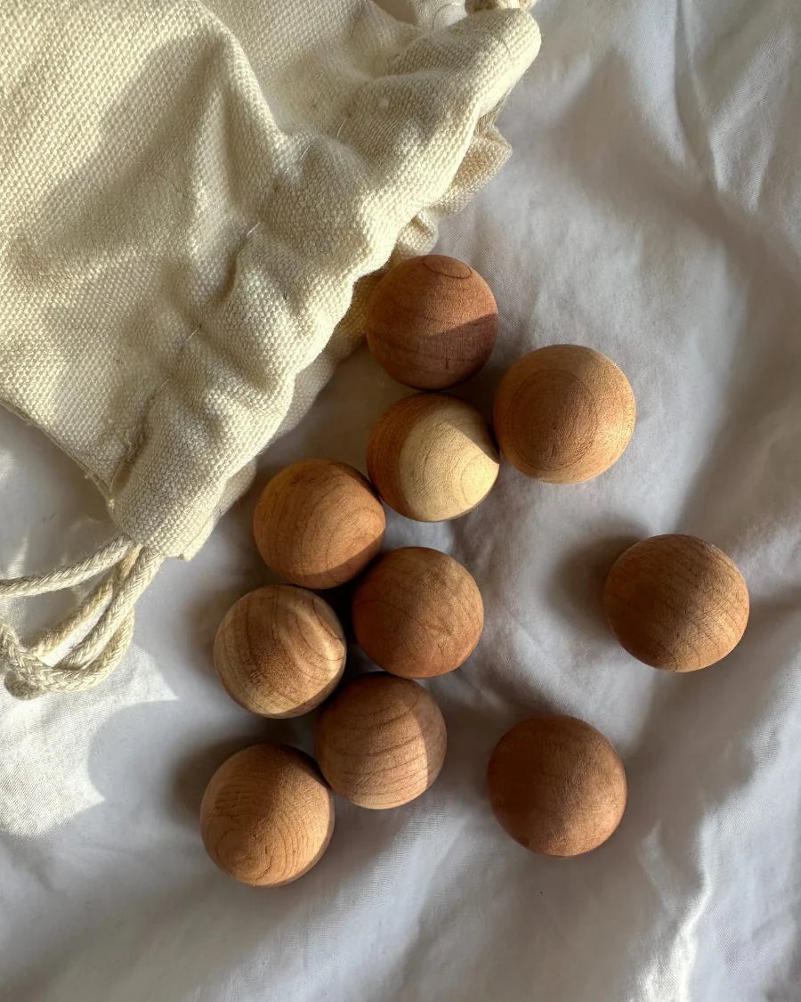 PetiteKnit Kuler i sedertre