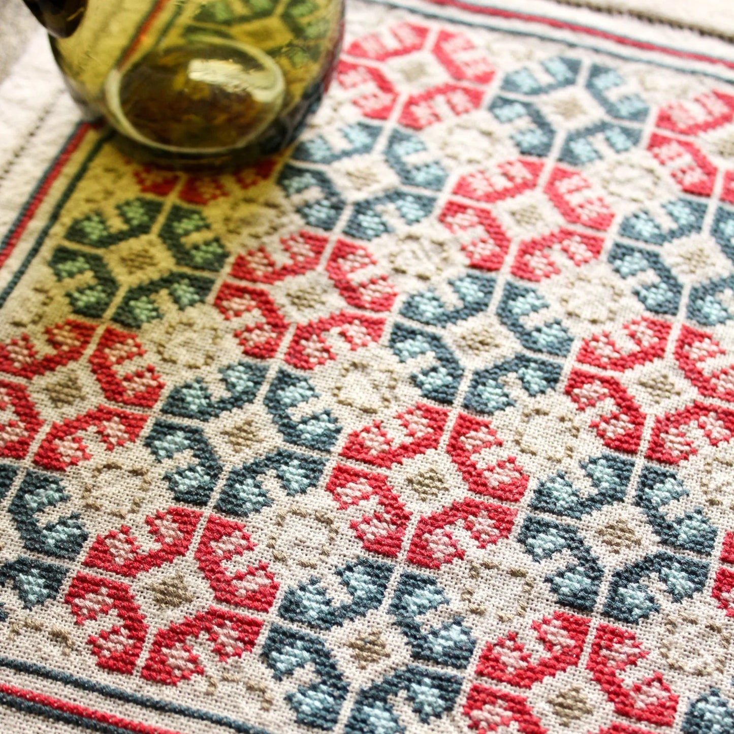 Roman Poppy broderikit