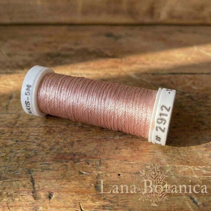 Soie de Paris broderitråd 100% silke enkeltfarger