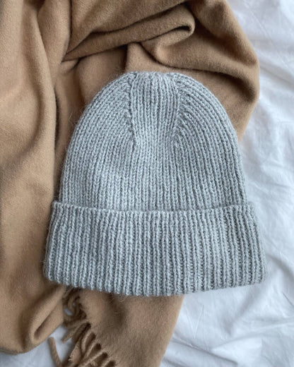 PetiteKnit Stockholm Lue onesize