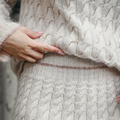 Threads of Memory - Knitting With Meaning (Quintanilla)