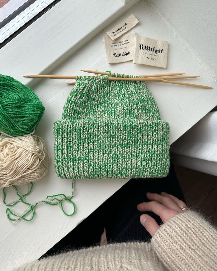 PetiteKnit Weekend Lue barn/voksen