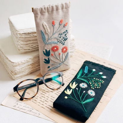 Zakka Workshop: Wildflower Eyeglass Case Kit