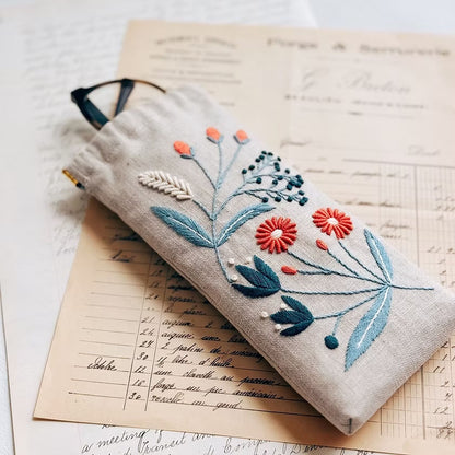 Zakka Workshop: Wildflower Eyeglass Case Kit