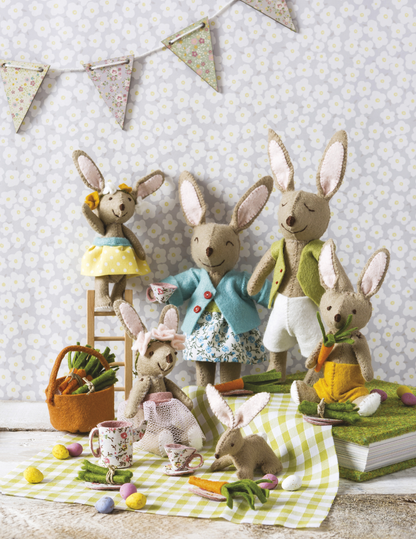Felt Animal Families (Lapierre)