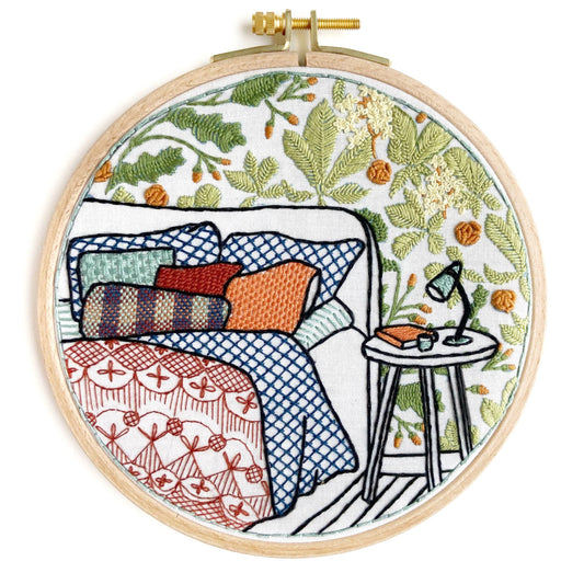 Cream Tea and Lace - Koselig soverom (broderisett)