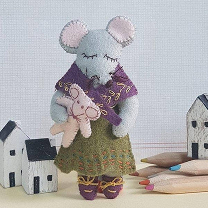 Corinne Lapierre - Frøken mus (filt + broderi)