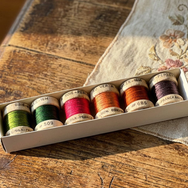 Soie Perlée broderitråd 100% silke sett