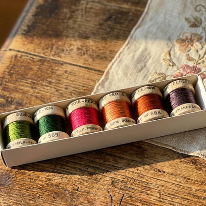 Soie Perlée broderitråd 100% silke sett