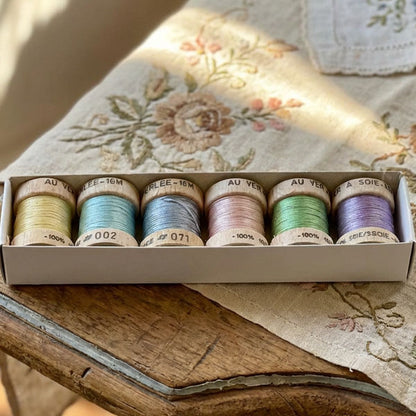 Soie Perlée broderitråd 100% silke sett