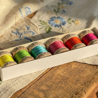 Soie Perlée broderitråd 100% silke sett